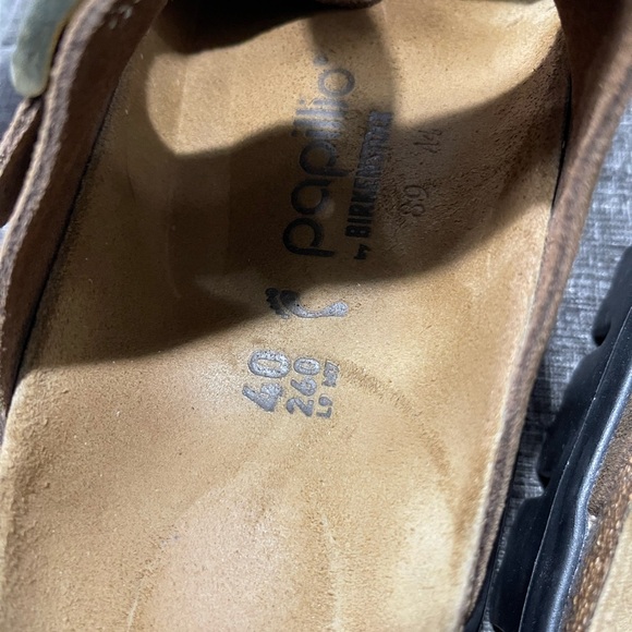 Birkenstock: Papillio Arizona Suede Platform sandal - Picture 5 of 7